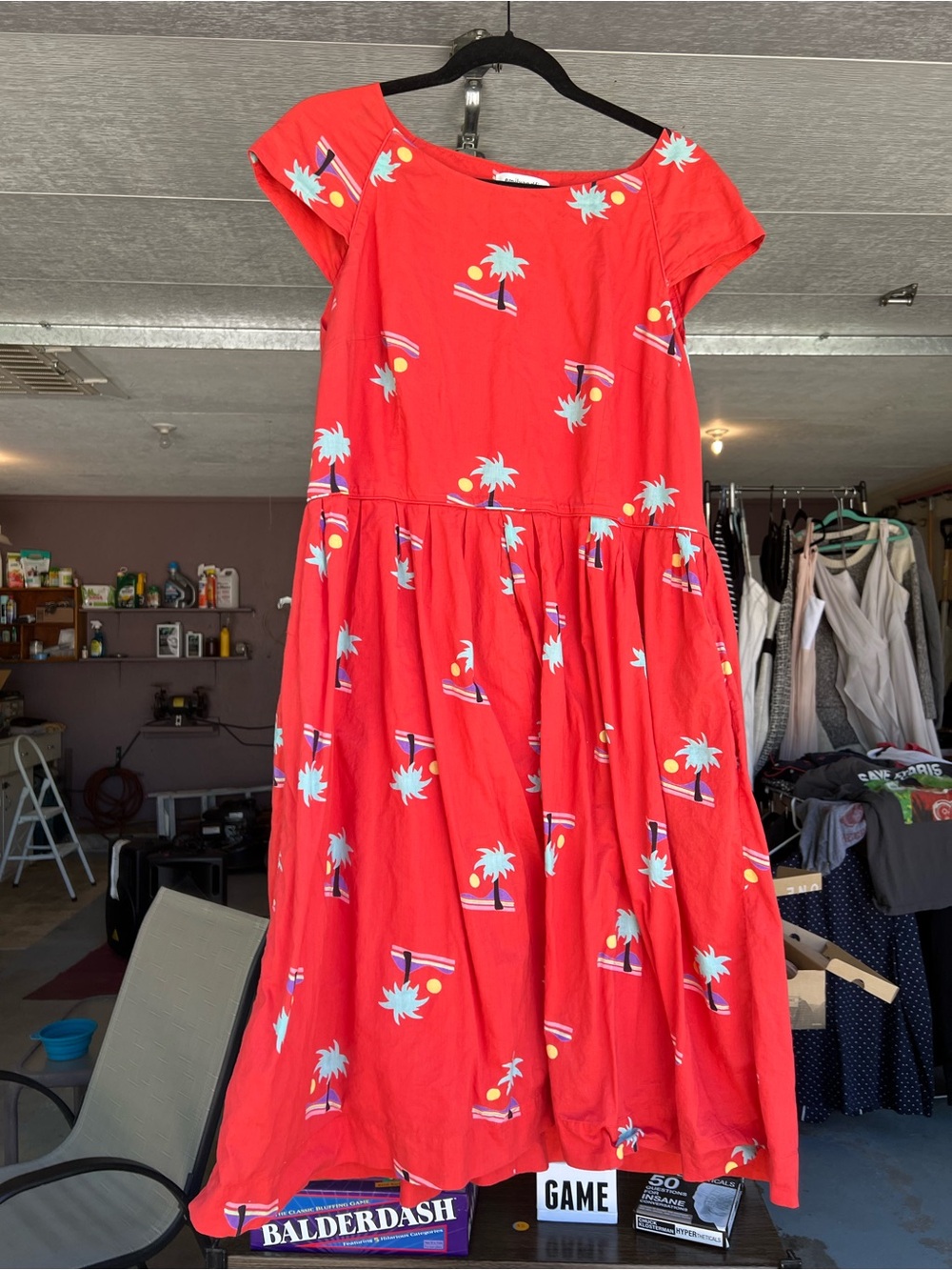 Womens' Red Palm-Print Casual Dress with Short Sleeves